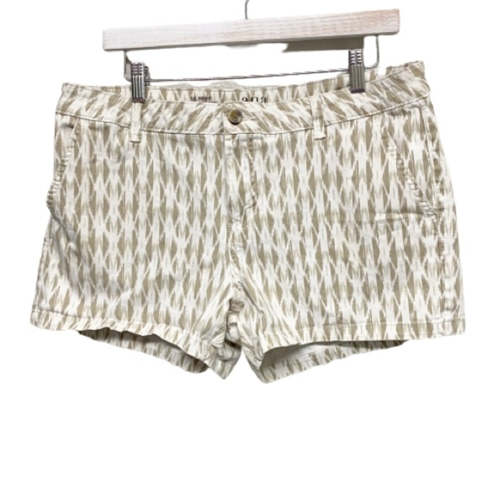 Ana A.N.A. Mid-Rise Twill Denim Chino Shorts Size 14 Tan Geo Print 3.5” Inseam